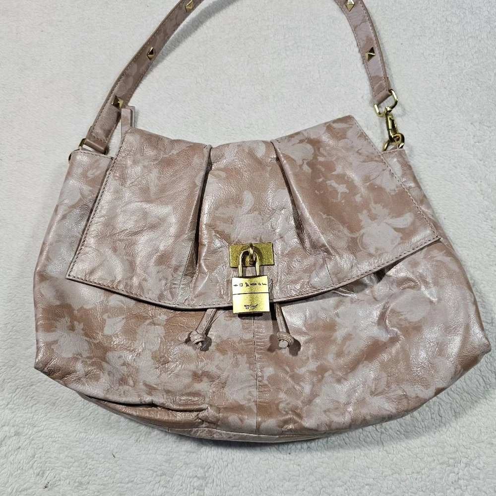 Sharif leather shoulder bag. - Picture 2 of 15